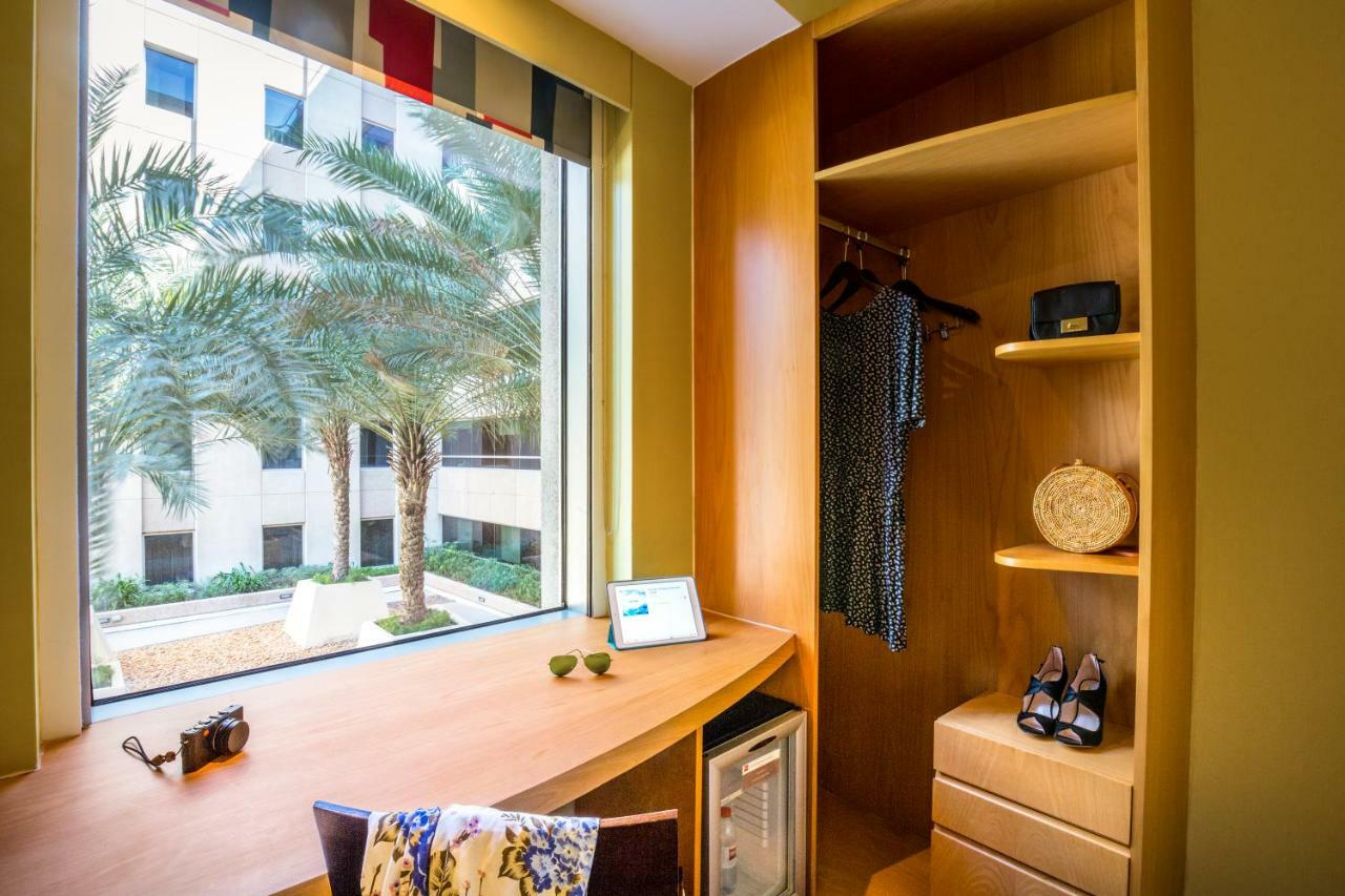 Ibis Mall Avenue Dubai Exterior foto